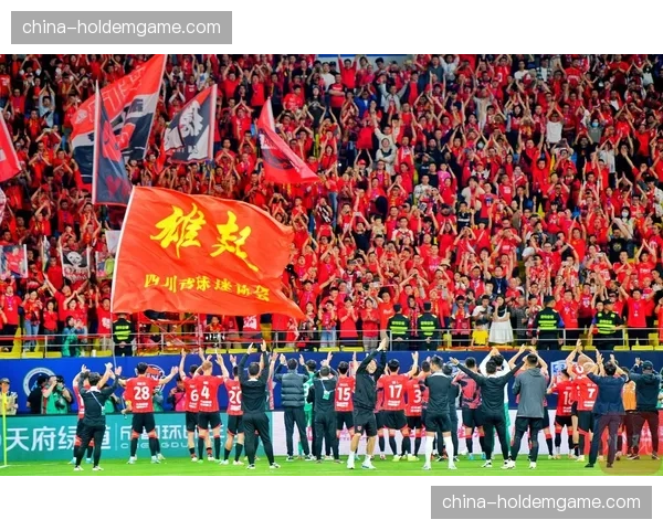 成都蓉城继续领跑积分榜，边路进攻效率成争冠关键因素